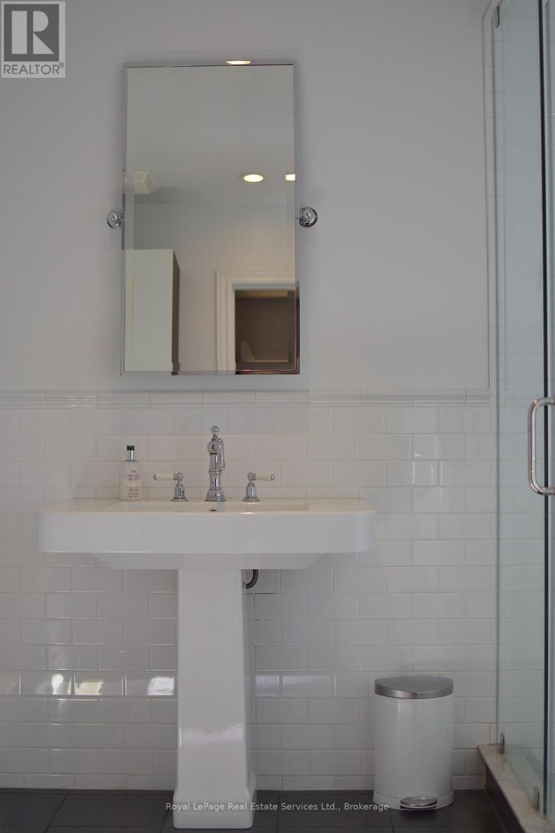 79 Brant Street, Oakville, Ontario  L6K 2Z5 - Photo 21 - W12764996