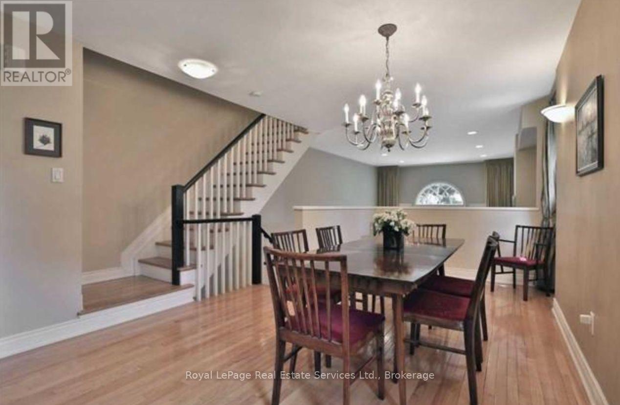 79 Brant Street, Oakville, Ontario  L6K 2Z5 - Photo 9 - W12764996