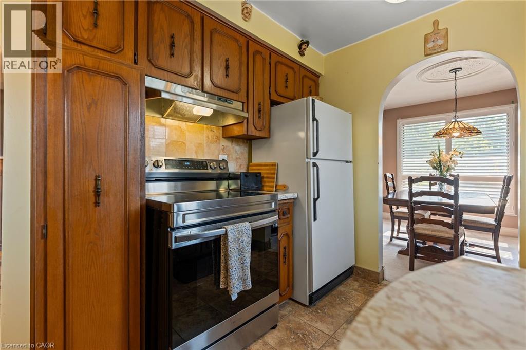 299 Eastdale Boulevard, Stoney Creek, Ontario  L8E 3W9 - Photo 15 - 40803090