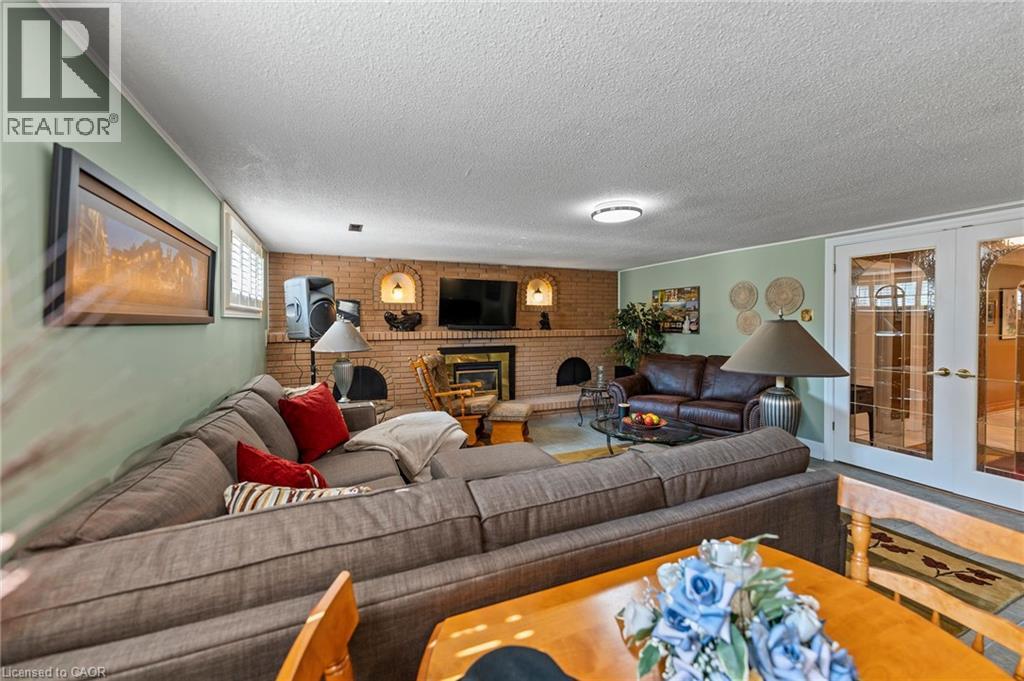 299 Eastdale Boulevard, Stoney Creek, Ontario  L8E 3W9 - Photo 33 - 40803090