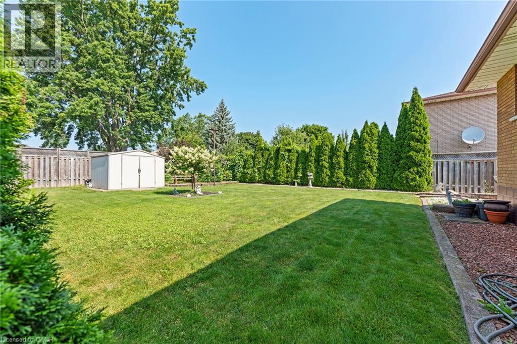 299 Eastdale Boulevard, Stoney Creek, Ontario  L8E 3W9 - Photo 44 - 40803090