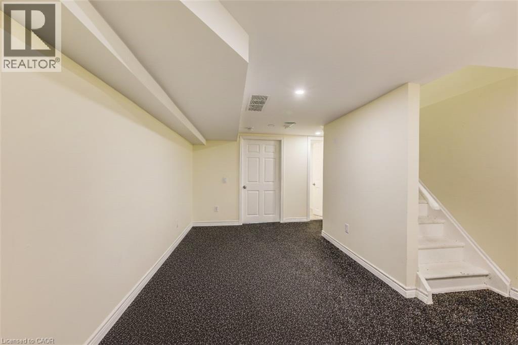 284 Westcourt Place, Waterloo, Ontario  N2L 2R7 - Photo 18 - 40802611