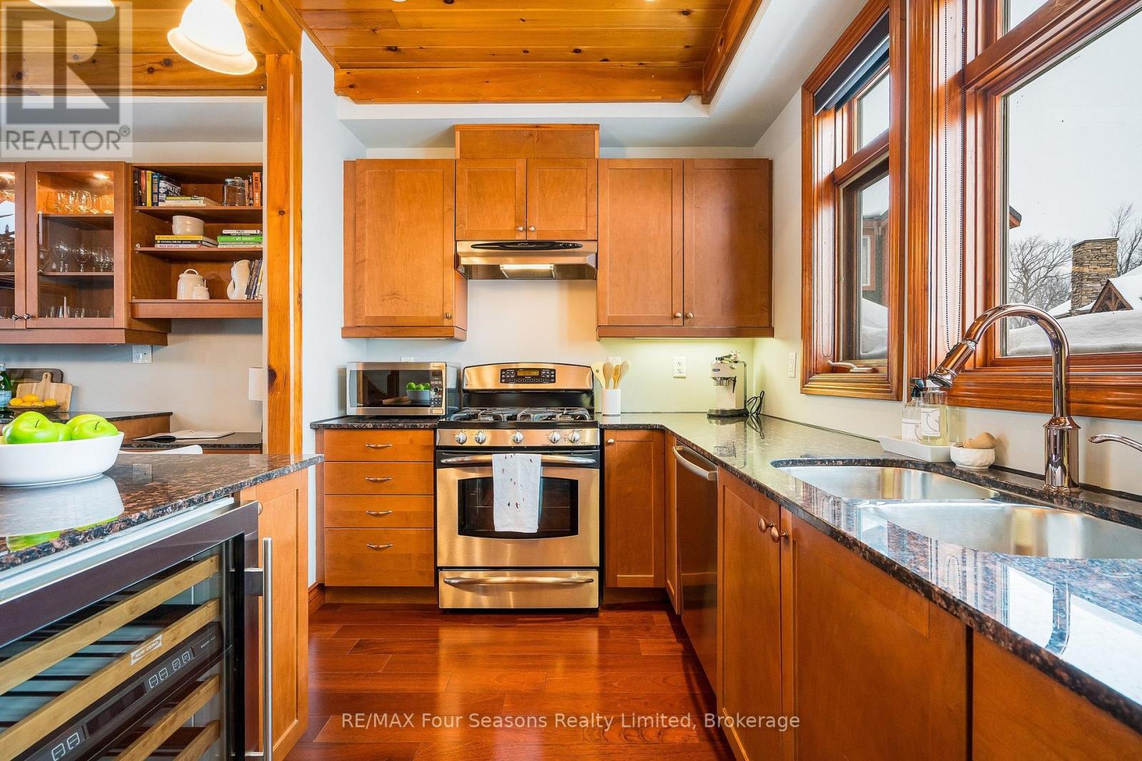 41 - 214 Blueski George Crescent, Blue Mountains, Ontario  L9Y 0V5 - Photo 17 - X12764986