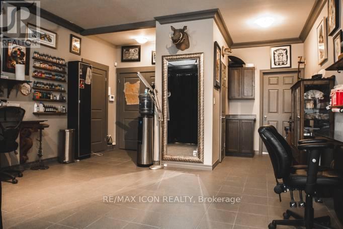 952 Oxford Street E, London East (East C), Ontario  N5X 3K2 - Photo 4 - X12764980