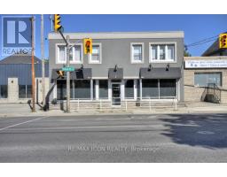 952 OXFORD STREET E, London East, Ontario