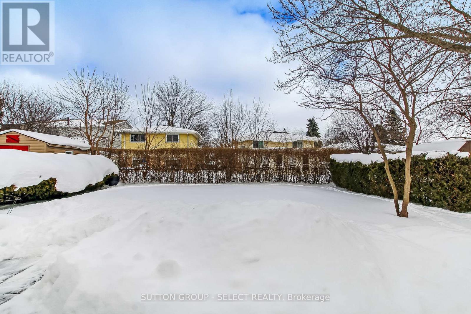 26 Glenroy Road, London South, Ontario  N5Z 3K9 - Photo 2 - X12765046