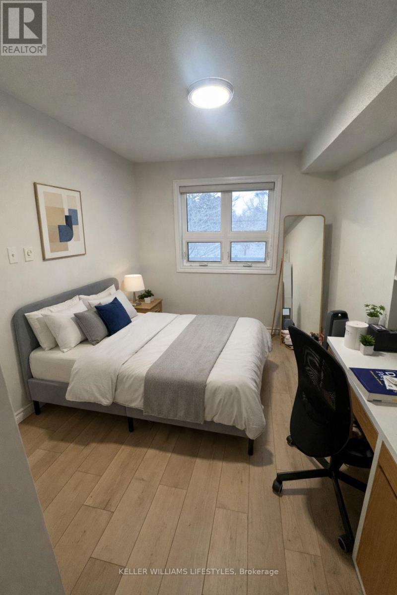 320 - 15 Jacksway Crescent, London North, Ontario  N5X 3T5 - Photo 7 - X12765054