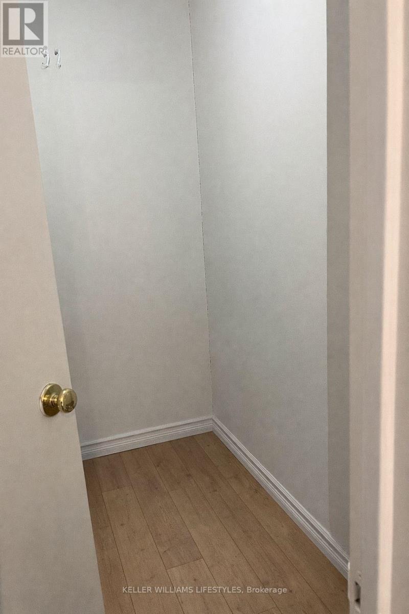 320 - 15 Jacksway Crescent, London North, Ontario  N5X 3T5 - Photo 9 - X12765054