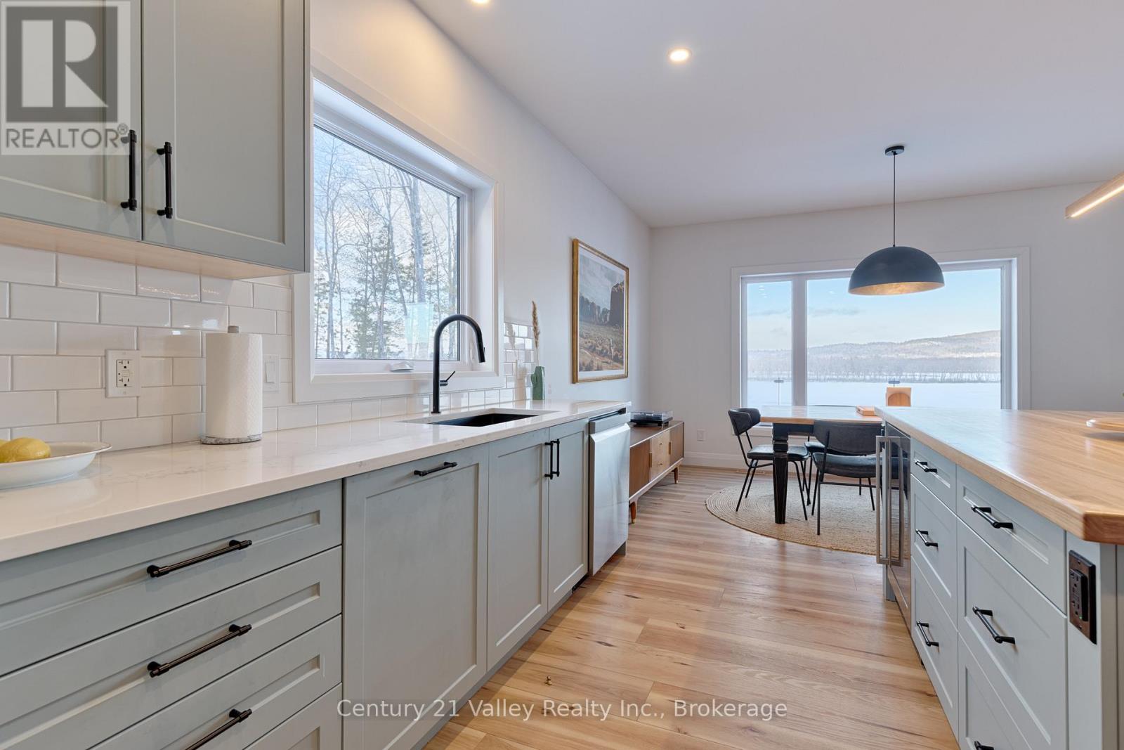 64 Hamish Trail, Whitewater Region, Ontario  K0J 2L0 - Photo 14 - X12765026