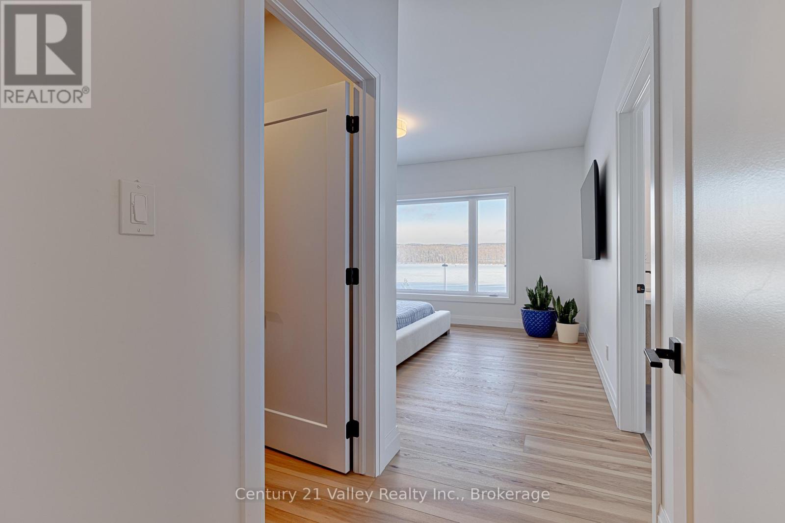 64 Hamish Trail, Whitewater Region, Ontario  K0J 2L0 - Photo 22 - X12765026