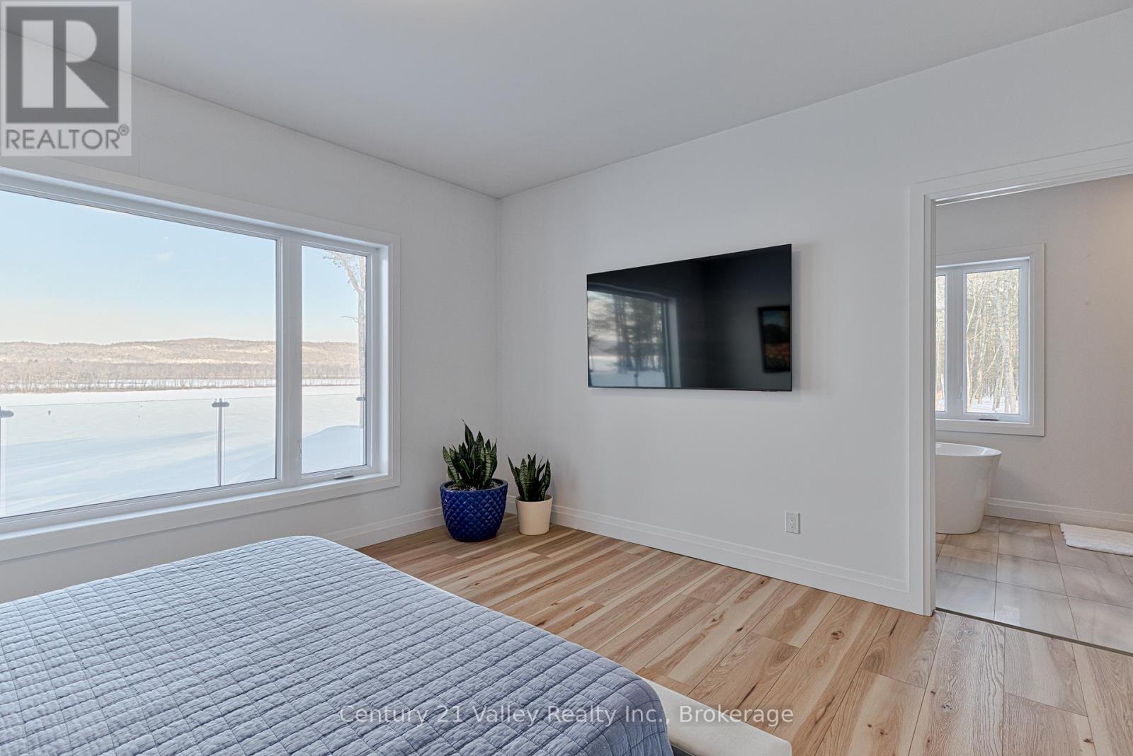 64 Hamish Trail, Whitewater Region, Ontario  K0J 2L0 - Photo 24 - X12765026