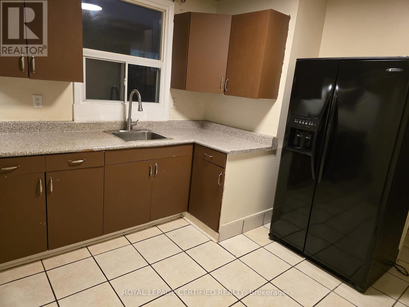 Upper - 45 Huntington Avenue, Toronto, Ontario  M1K 4K9 - Photo 5 - E12759536