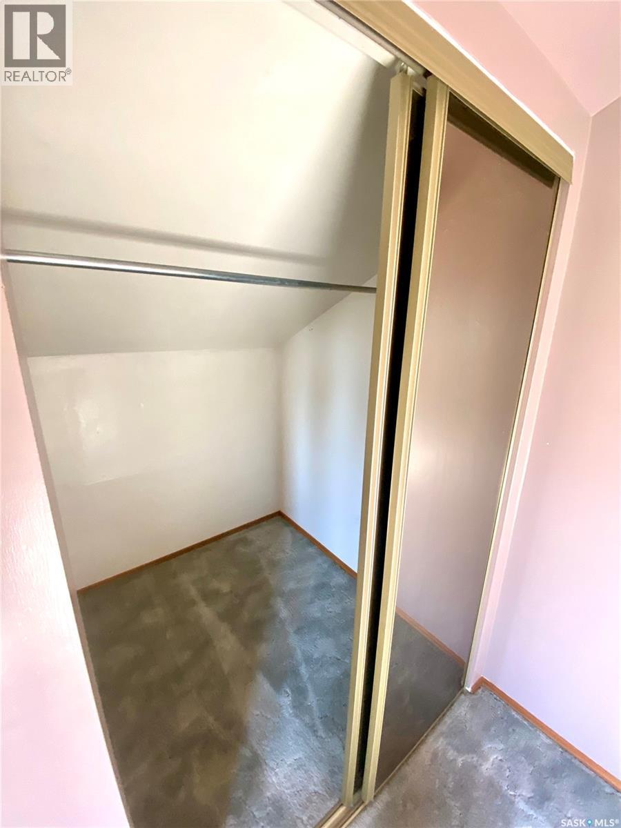 505 2nd Street, Estevan, Saskatchewan  S4A 0K6 - Photo 17 - SK019453