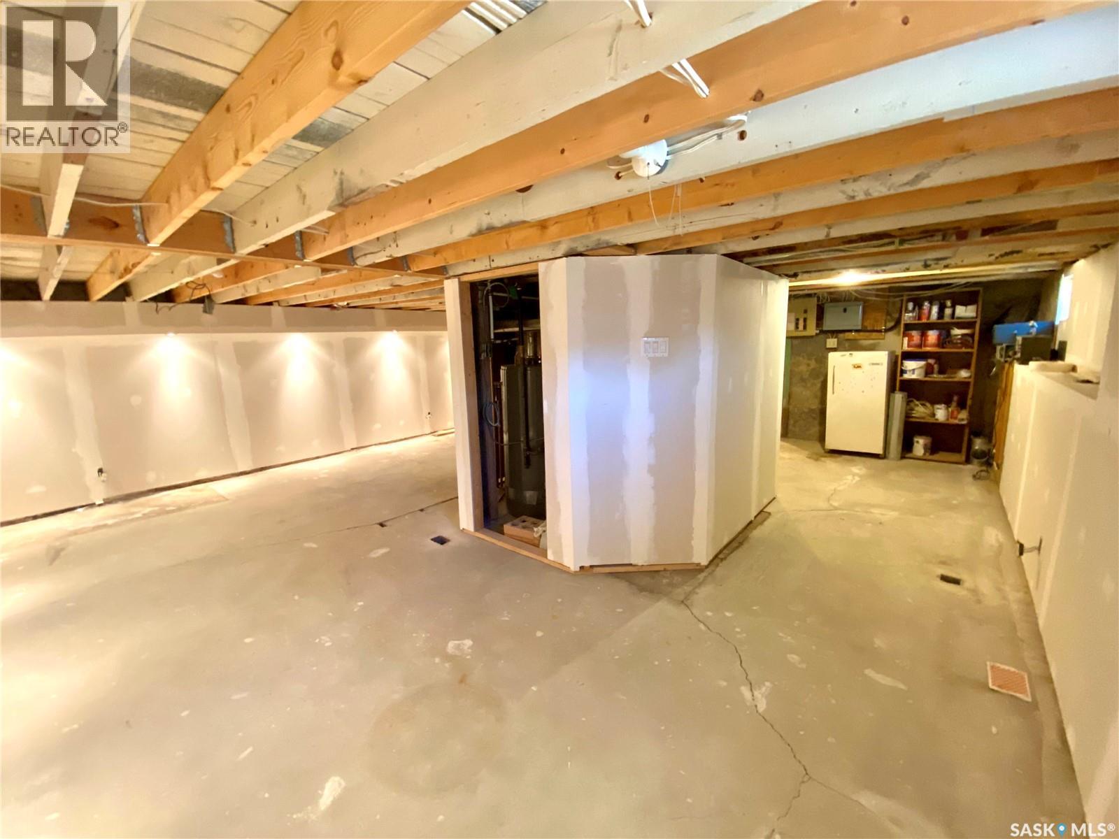 505 2nd Street, Estevan, Saskatchewan  S4A 0K6 - Photo 24 - SK019453