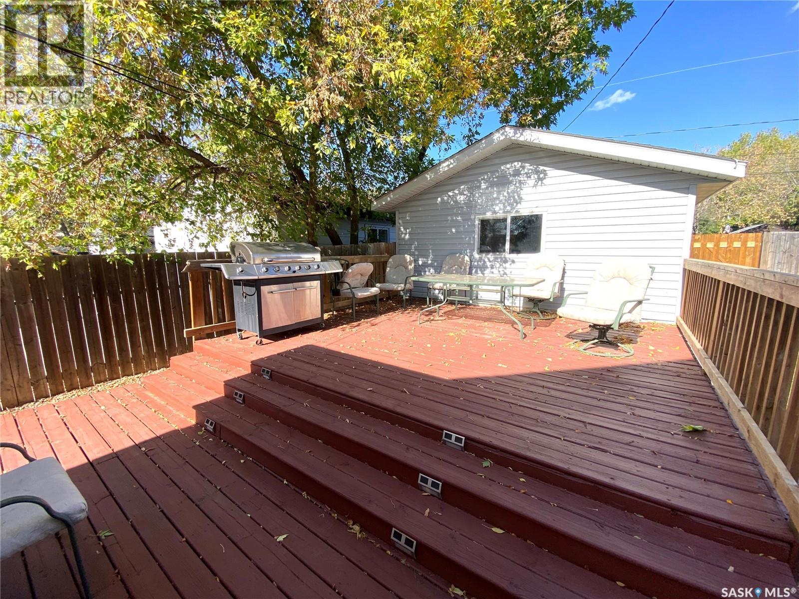 505 2nd Street, Estevan, Saskatchewan  S4A 0K6 - Photo 29 - SK019453