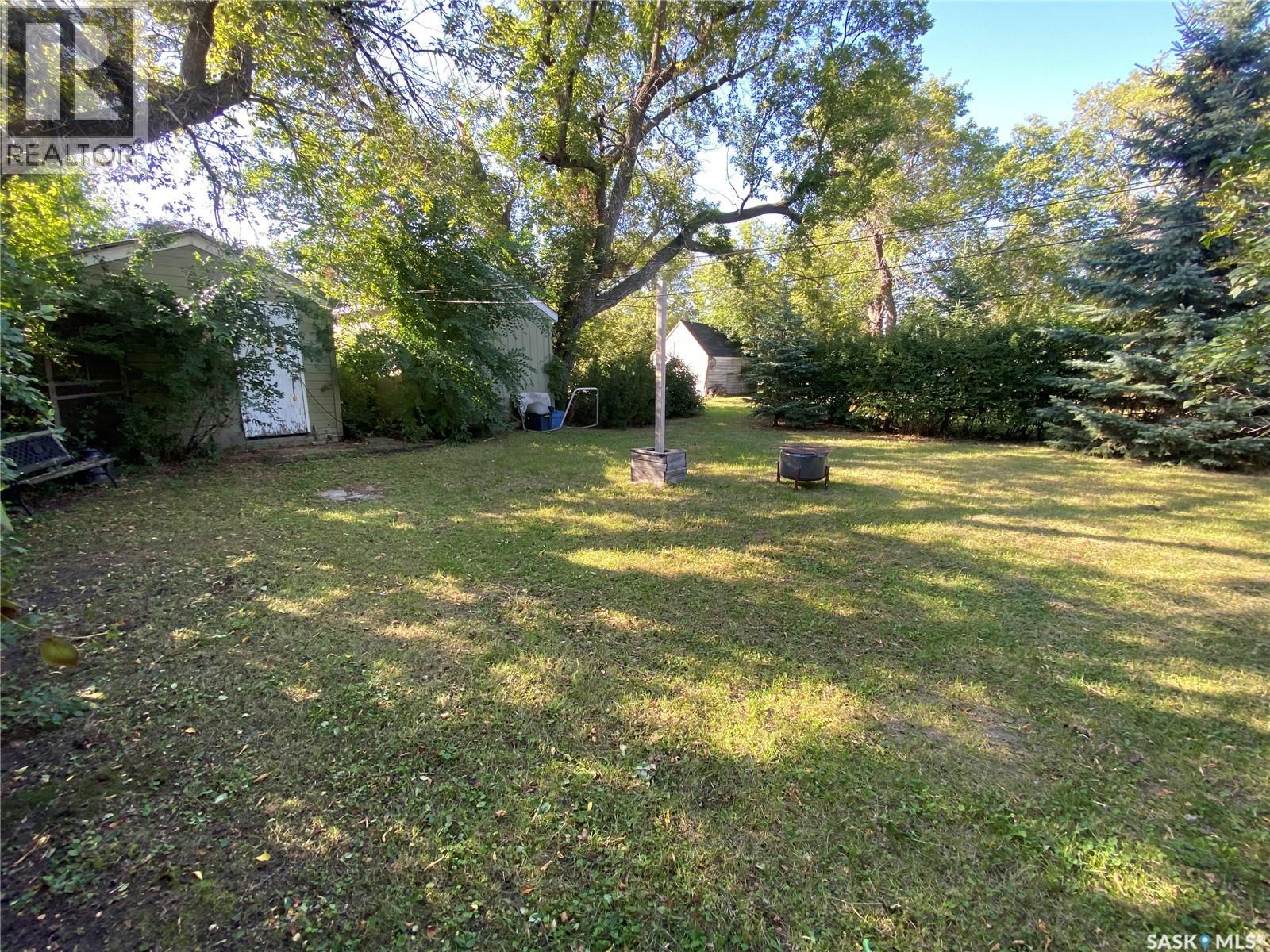 204 4th Street E, Carnduff, Saskatchewan  S0C 0S0 - Photo 23 - SK020886