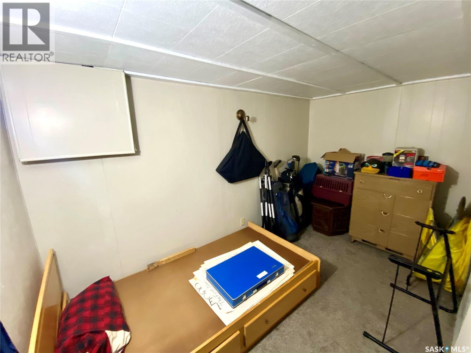 204 4th Street E, Carnduff, Saskatchewan  S0C 0S0 - Photo 16 - SK020886