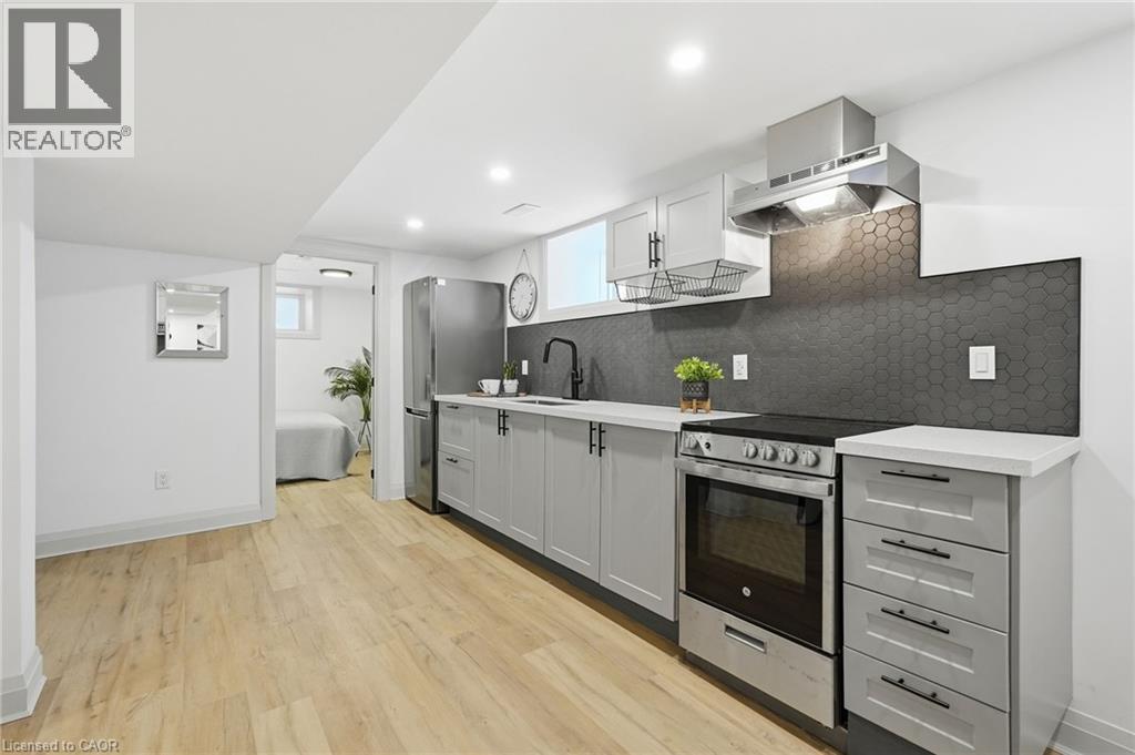 286 East 18th Street, Hamilton, Ontario  L9A 4P6 - Photo 35 - 40803321