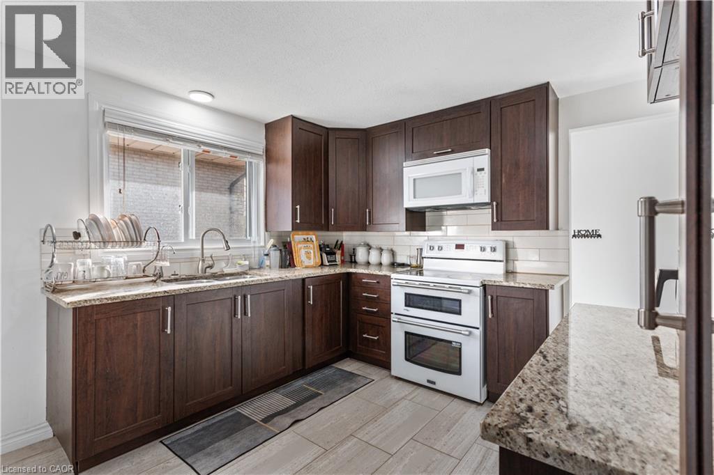 23 Greenbrier Road, Cambridge, Ontario  N1R 6M5 - Photo 6 - 40803436