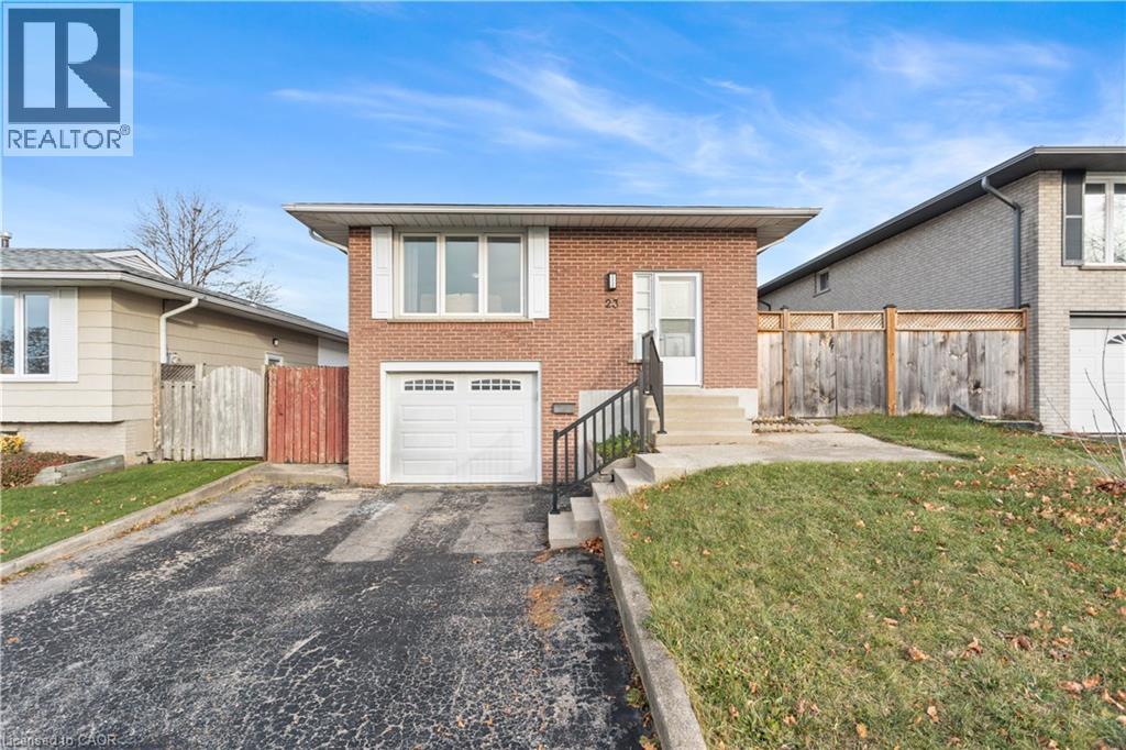 23 Greenbrier Road, Cambridge, Ontario  N1R 6M5 - Photo 1 - 40803436