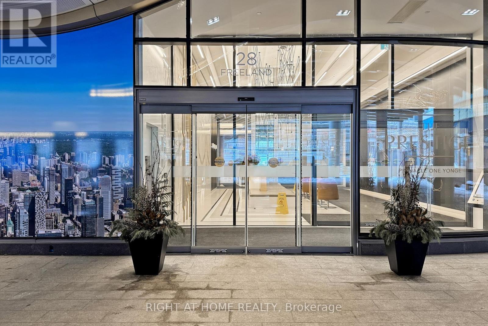 1710 - 28 Freeland Street, Toronto (Waterfront Communities), Ontario  M5E 0E3 - Photo 7 - C12764976