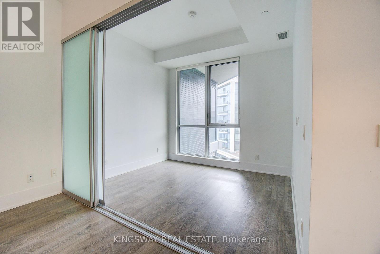 Ph33 - 1 Edgewater Drive, Toronto, Ontario  M5A 0L1 - Photo 12 - C12765004