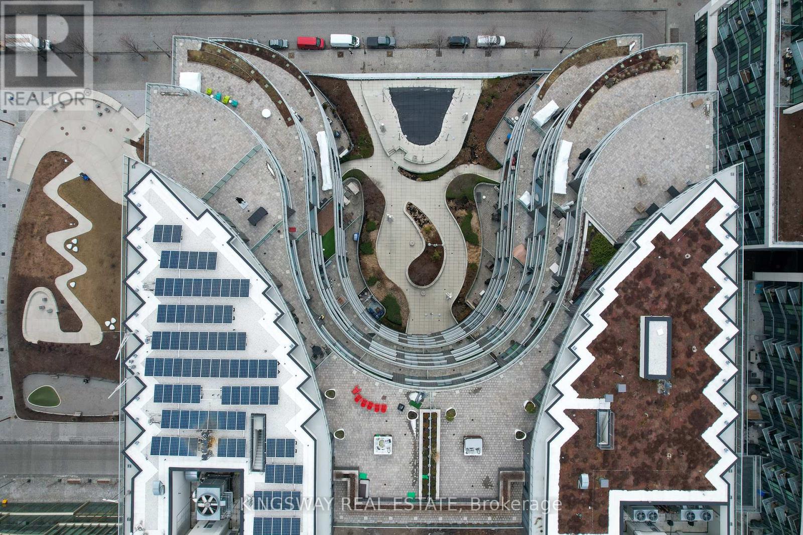 Ph33 - 1 Edgewater Drive, Toronto, Ontario  M5A 0L1 - Photo 5 - C12765004