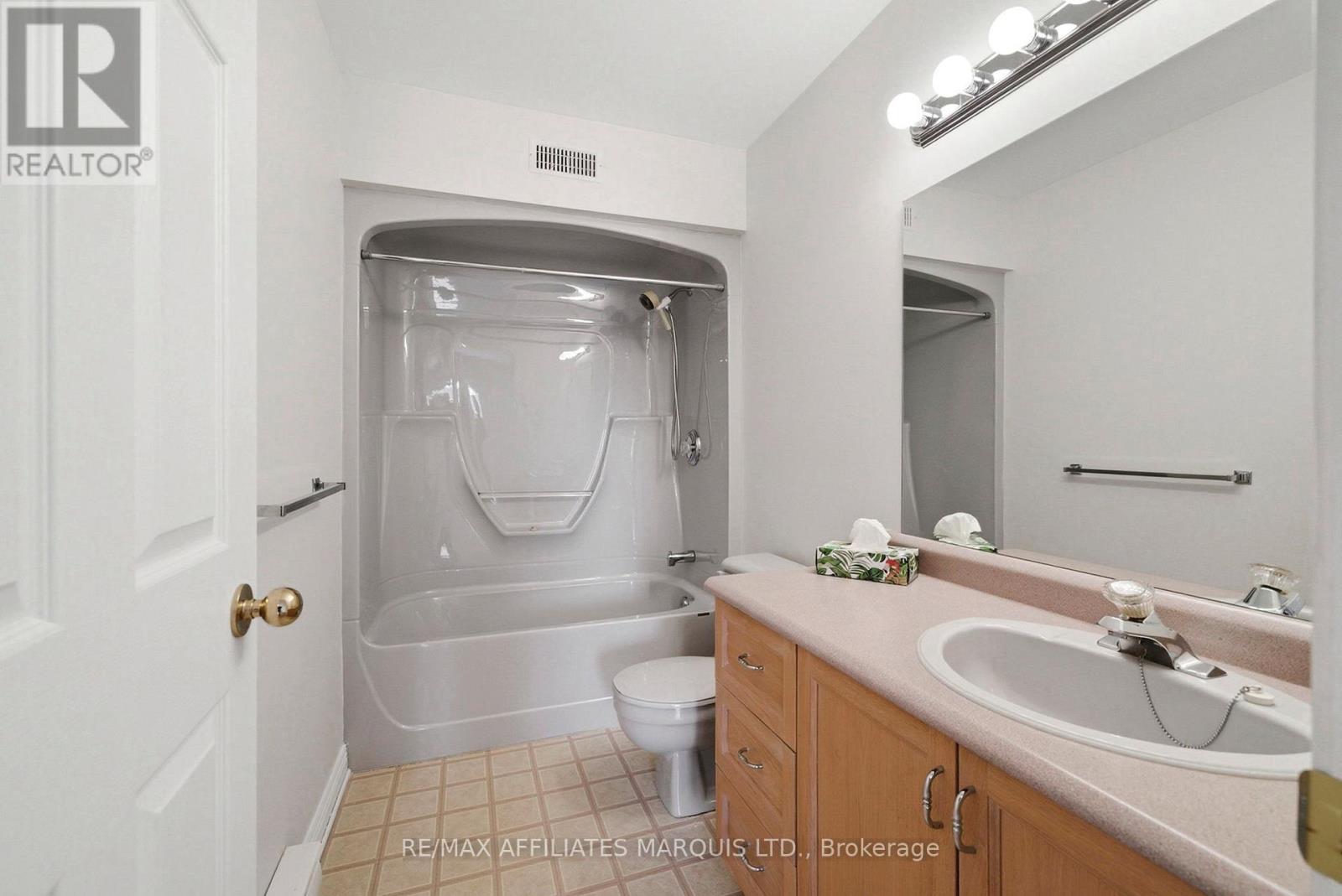 304 - 301 Water Street W, Cornwall, Ontario  K6J 1A5 - Photo 28 - X12764992