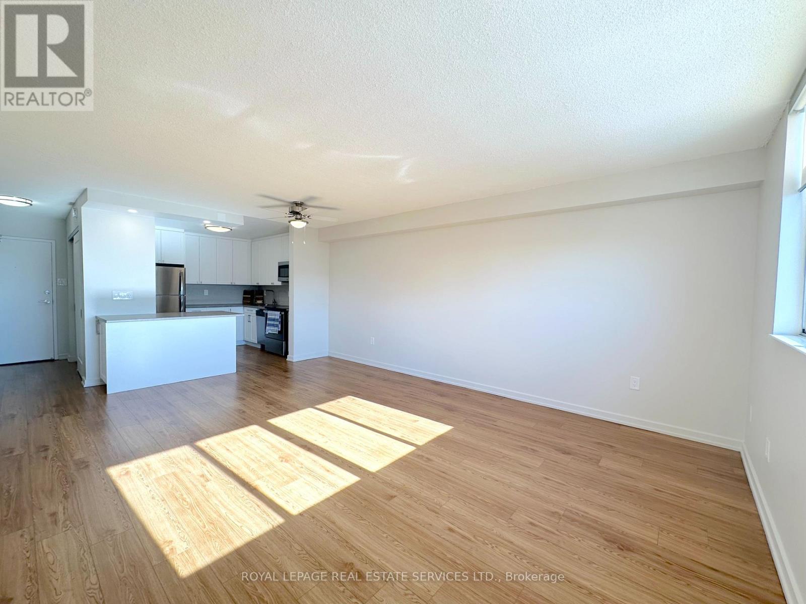 1423 - 30 Denton Avenue, Toronto (Oakridge), Ontario  M1L 4P2 - Photo 3 - E12764984