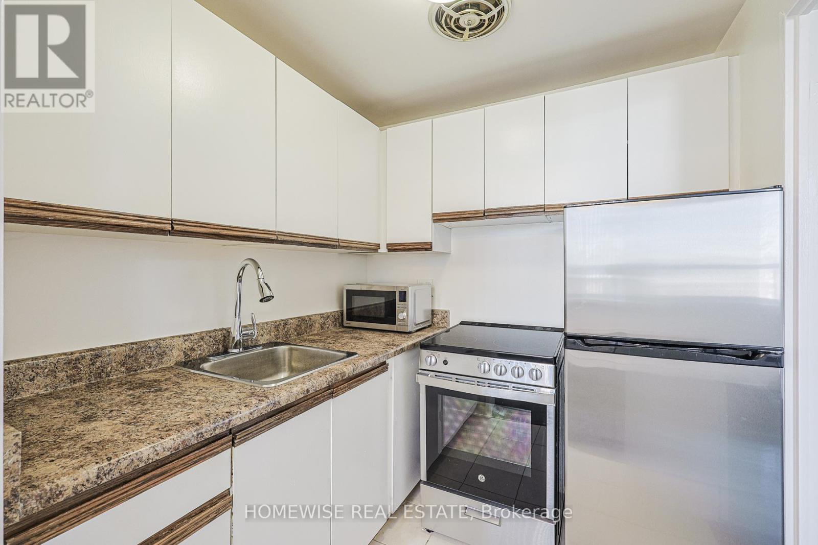 615 - 485 Kingston Road, Toronto (The Beaches), Ontario  M4L 1V6 - Photo 8 - E12765040