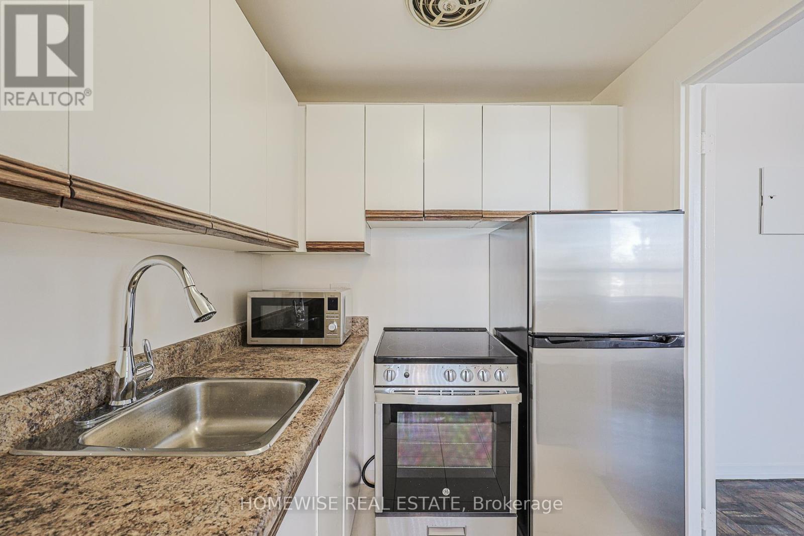 615 - 485 Kingston Road, Toronto (The Beaches), Ontario  M4L 1V6 - Photo 9 - E12765040