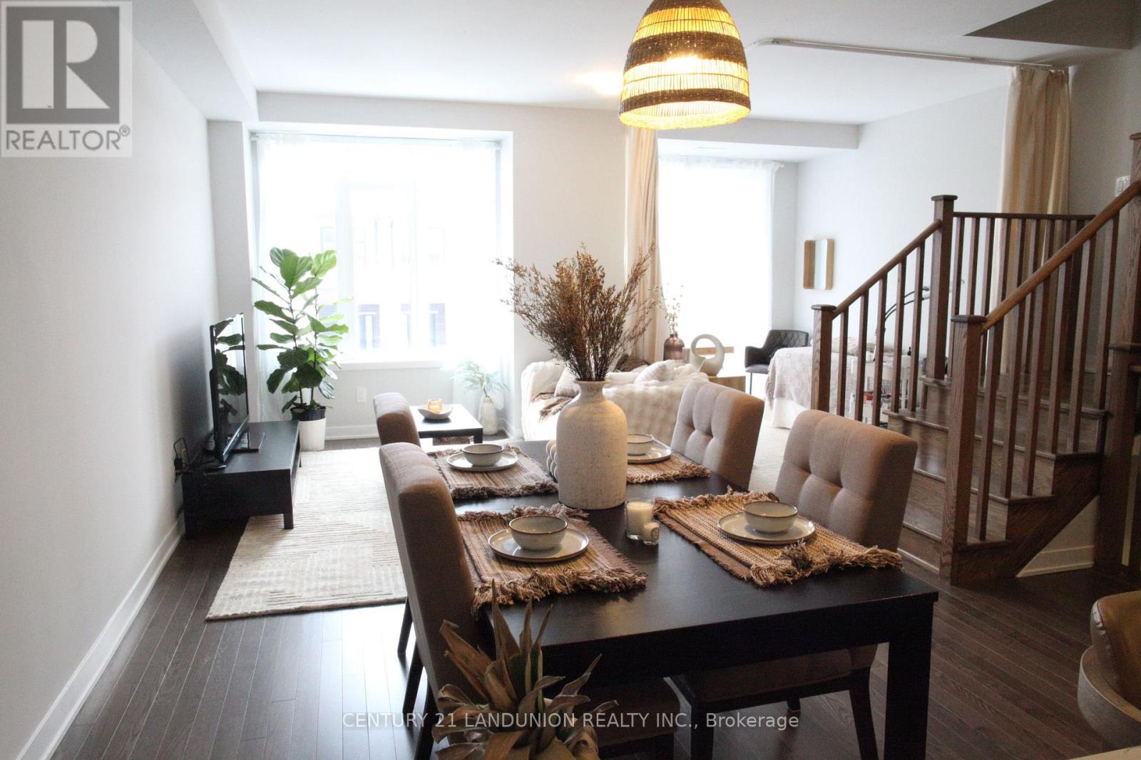 5 John Canning Way, Markham (Unionville), Ontario  L3R 3X3 - Photo 4 - N12765034