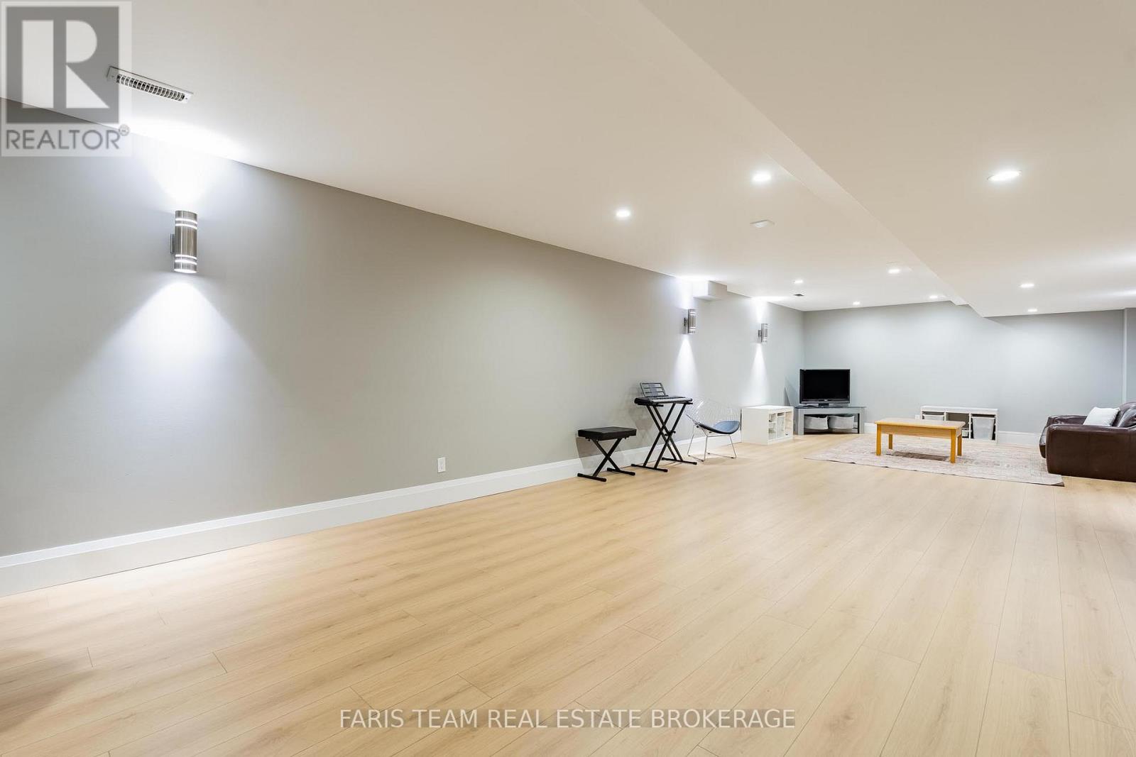 10 Nordic Trail, Oro-Medonte, Ontario  L0L 2L0 - Photo 34 - S12765020