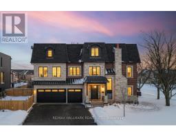31 NAUGHTON DRIVE, Richmond Hill, Ontario