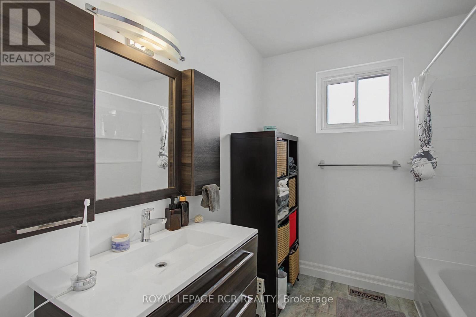 248 Talbot Crescent, Newmarket, Ontario  L3Y 1A3 - Photo 21 - N12750674