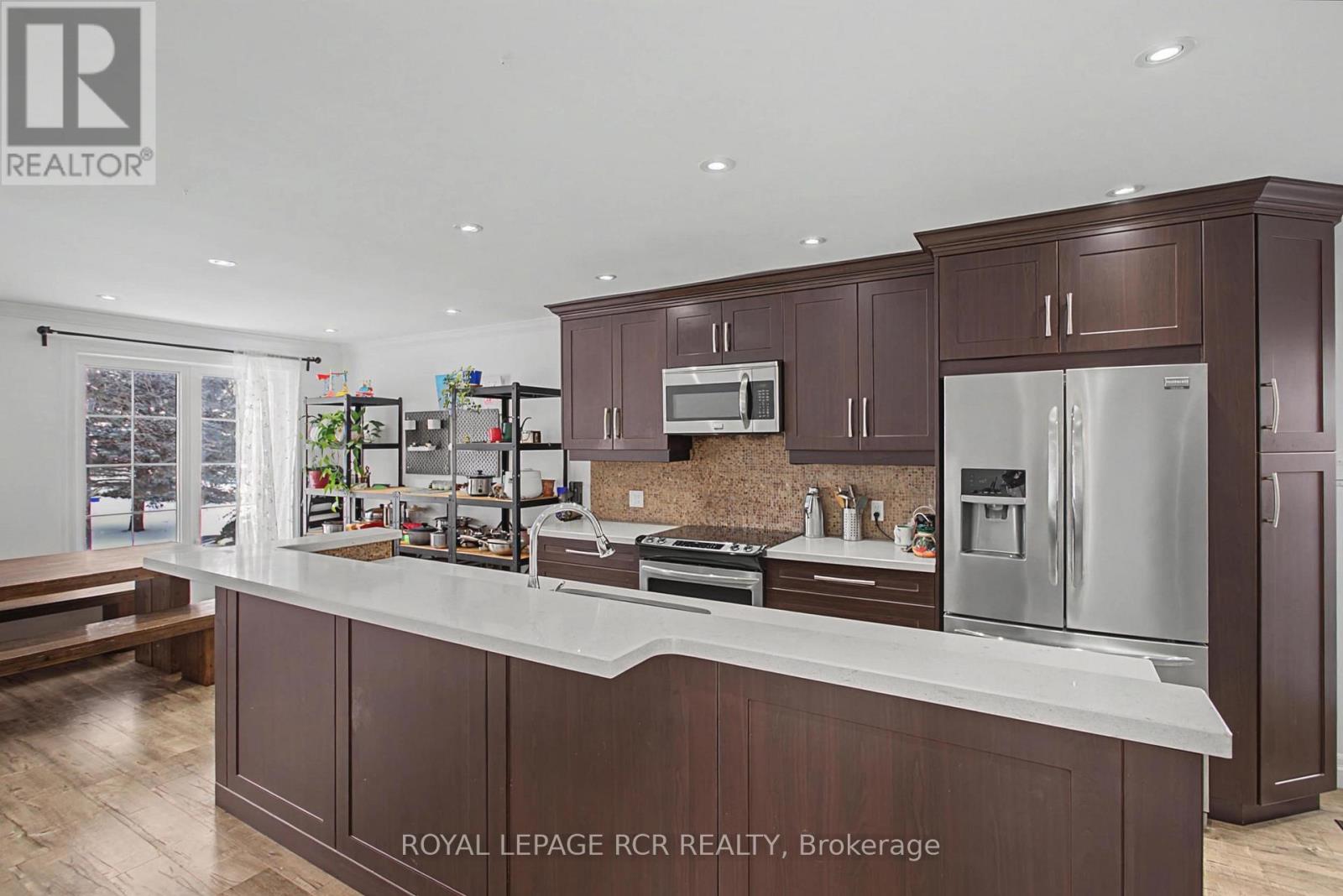 248 Talbot Crescent, Newmarket, Ontario  L3Y 1A3 - Photo 9 - N12750674