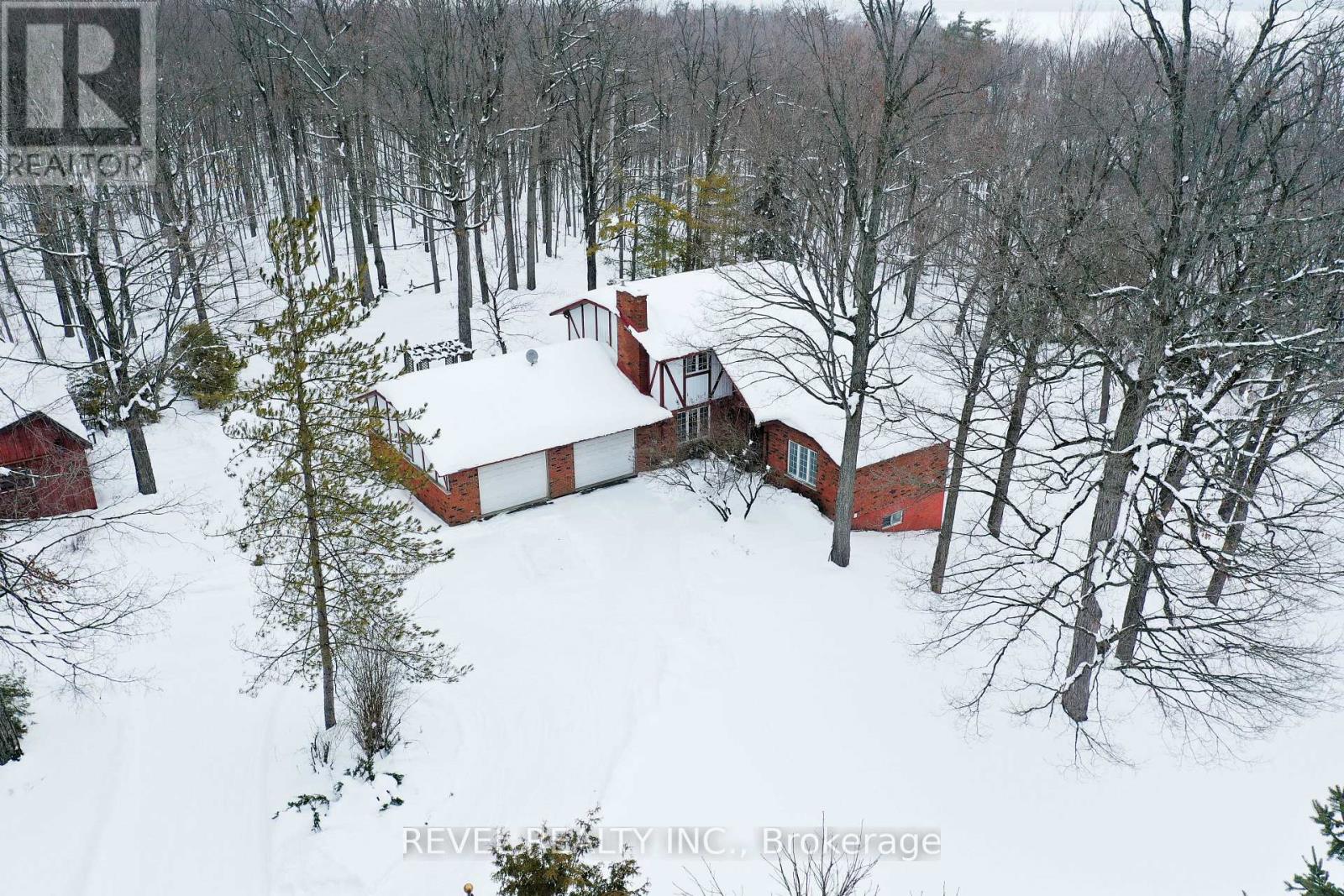 149 LAKEBREEZE ROAD, Kawartha Lakes, Ontario