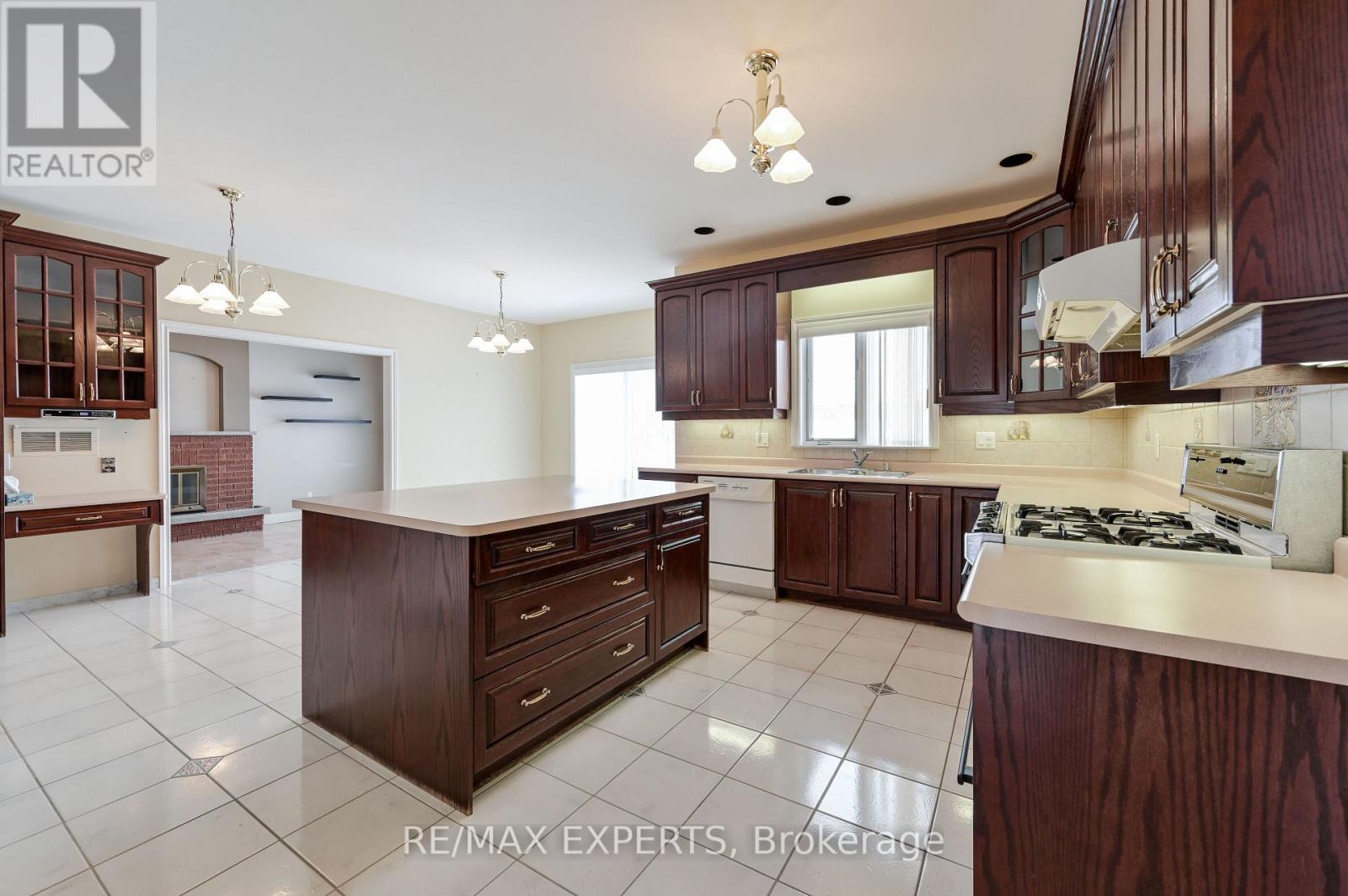 13668 Emil Kolb Parkway, Caledon (Bolton West), Ontario  L7E 2L4 - Photo 14 - W12764990