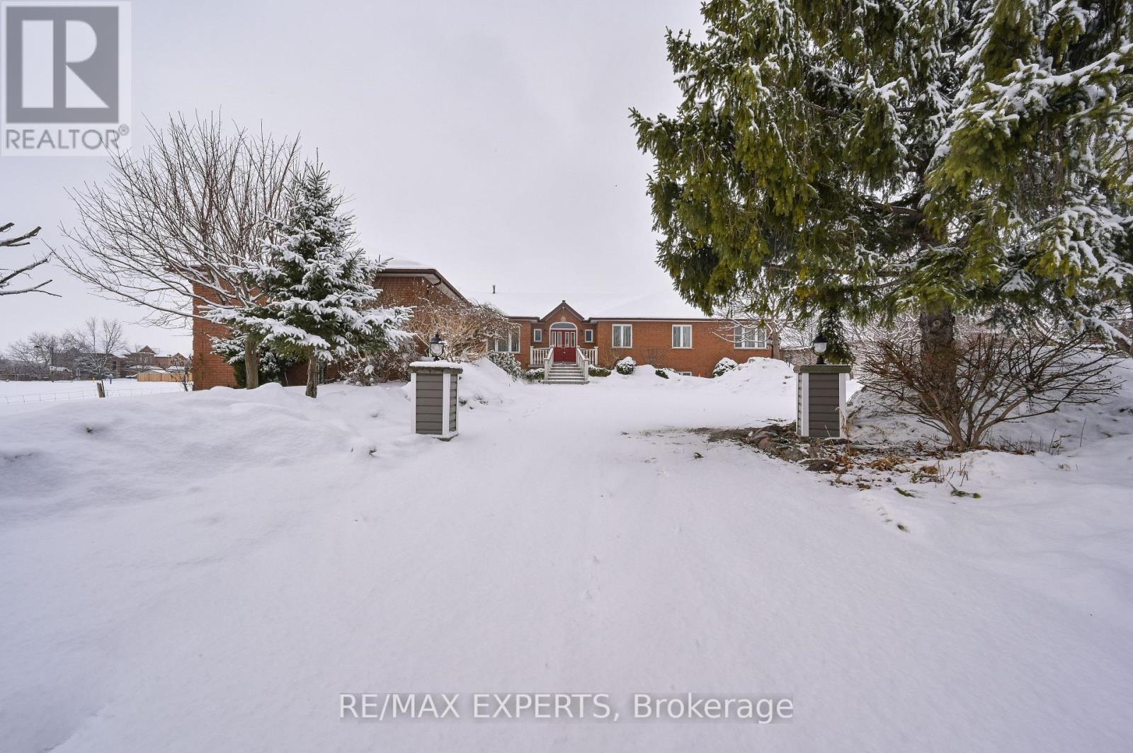 13668 Emil Kolb Parkway, Caledon (Bolton West), Ontario  L7E 2L4 - Photo 2 - W12764990