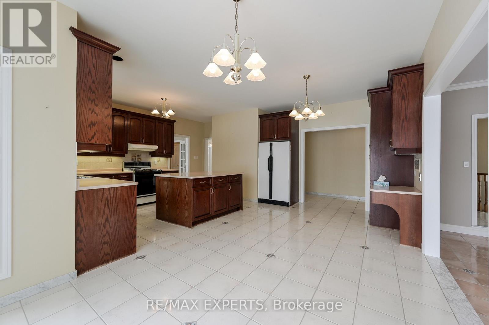 13668 Emil Kolb Parkway, Caledon (Bolton West), Ontario  L7E 2L4 - Photo 24 - W12764990