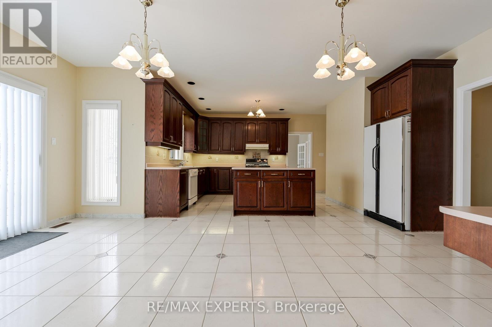 13668 Emil Kolb Parkway, Caledon (Bolton West), Ontario  L7E 2L4 - Photo 25 - W12764990