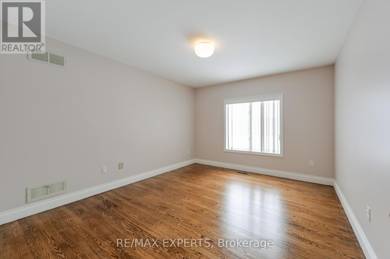 13668 Emil Kolb Parkway, Caledon (Bolton West), Ontario  L7E 2L4 - Photo 9 - W12764990