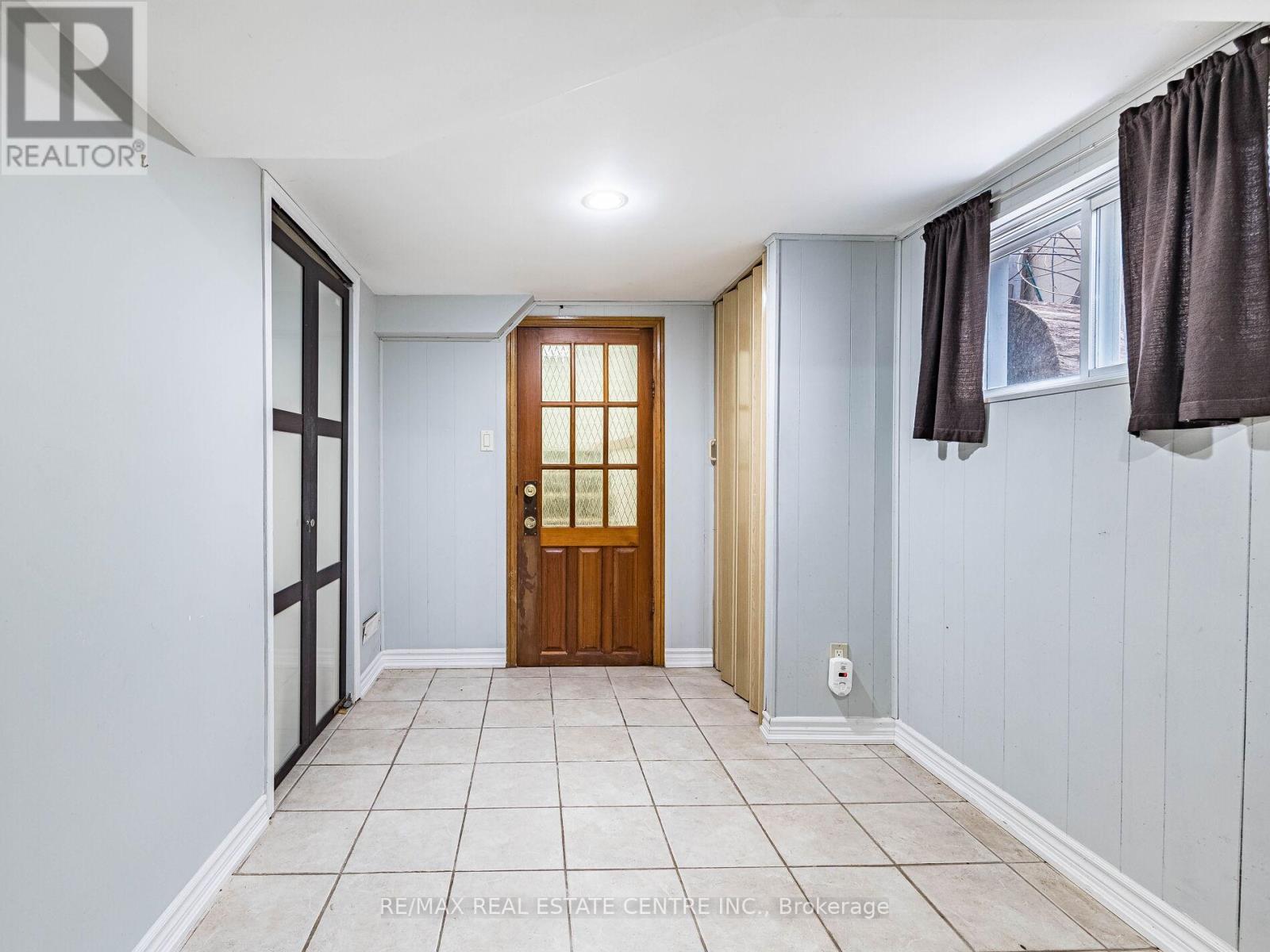 64 Eaglewood Boulevard, Mississauga (Mineola), Ontario  L5G 1V4 - Photo 29 - W12765056