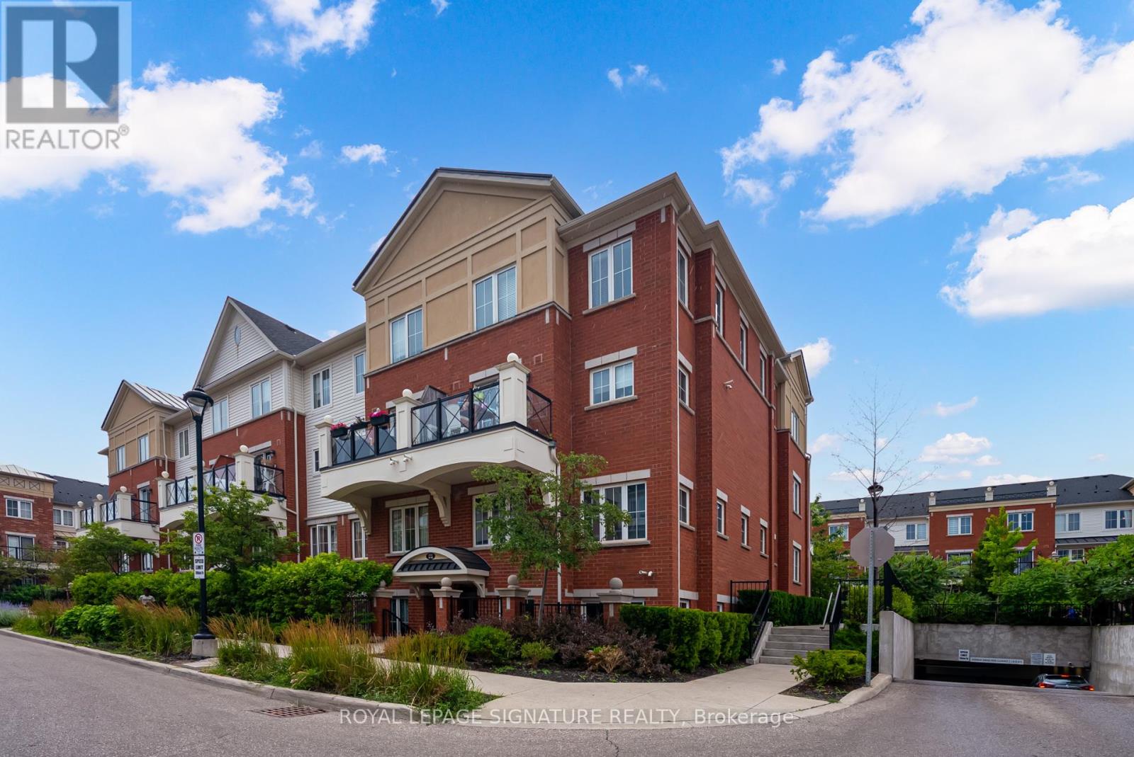 19 - 2492 Post Road, Oakville (Ro River Oaks), Ontario  L6H 0G6 - Photo 2 - W12765072