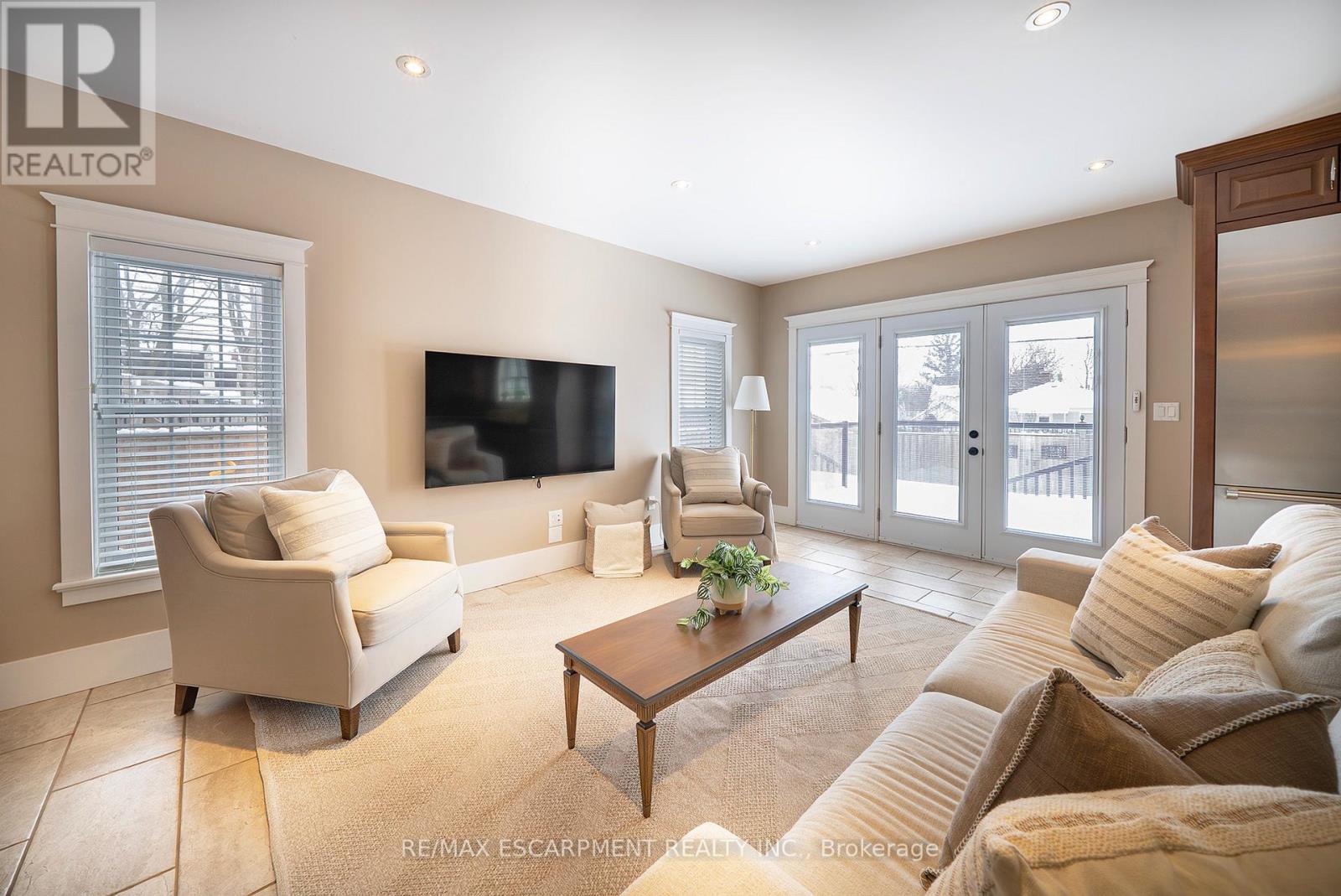 48 Lincoln Avenue, Brantford, Ontario  N3T 4S7 - Photo 12 - X12765000