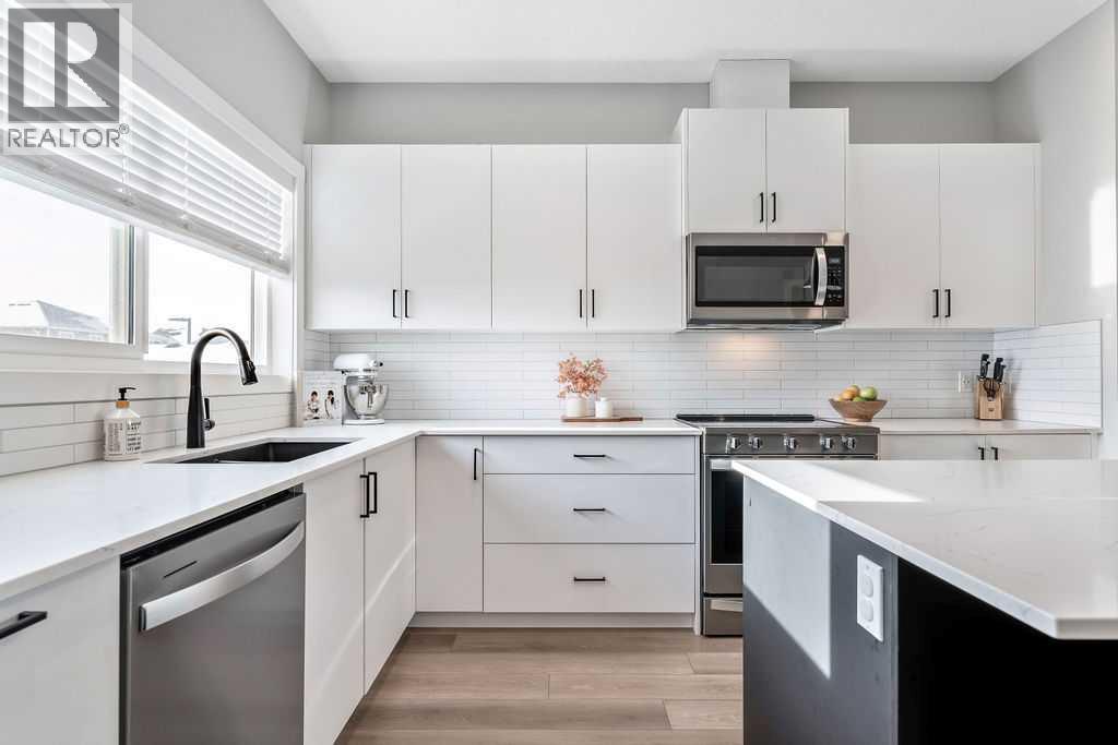 130 Midgrove Greenway Sw, Airdrie, Alberta  T4B 5K7 - Photo 11 - A2284035