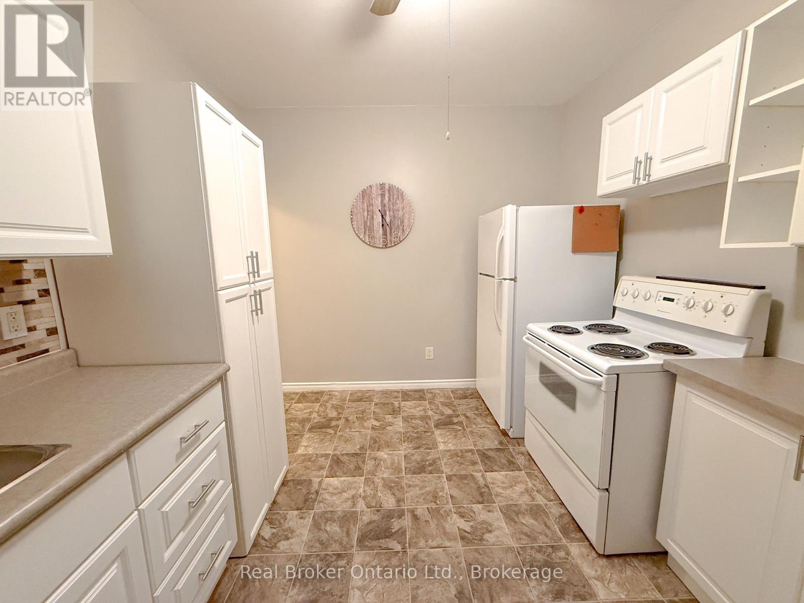 25 Drummond Street, Brantford, Ontario  N3S 5Z2 - Photo 14 - X12765124