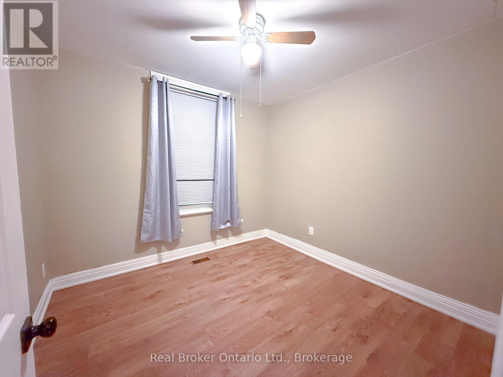 25 Drummond Street, Brantford, Ontario  N3S 5Z2 - Photo 15 - X12765124