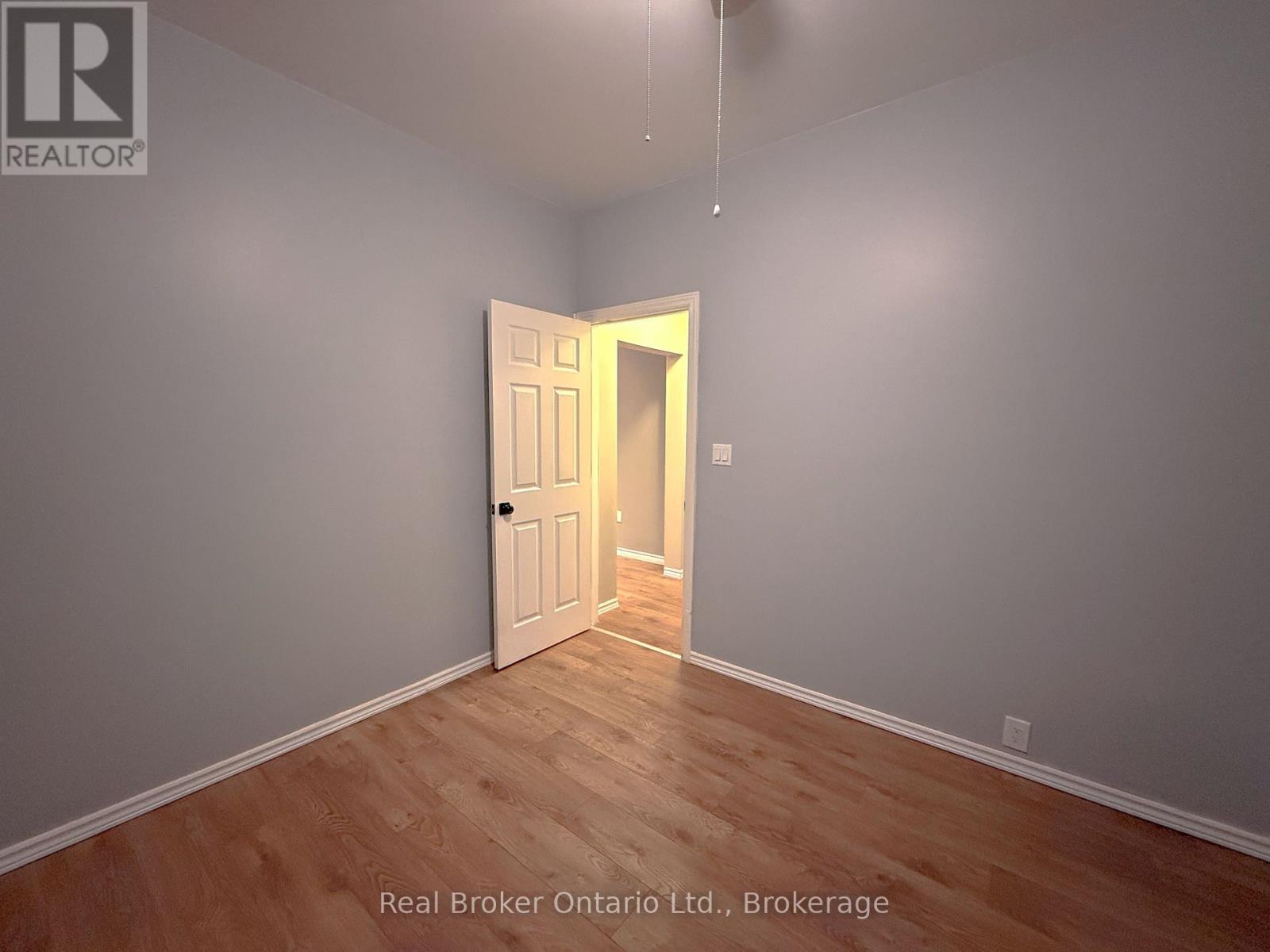 25 Drummond Street, Brantford, Ontario  N3S 5Z2 - Photo 20 - X12765124