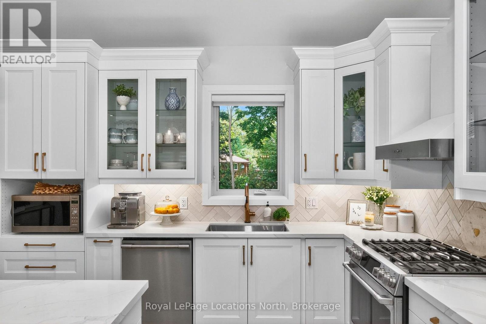 15 Pinecone Avenue, Tiny, Ontario  L9M 0J2 - Photo 14 - S12765138